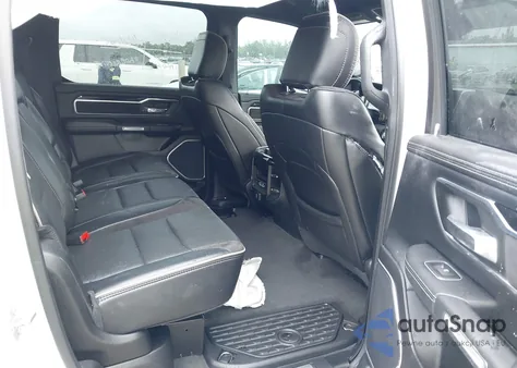 2021 Ram 1500 Laramie 4X2 5'7 Box из США, поврежденный, VIN 1C6RREJT7MN828162